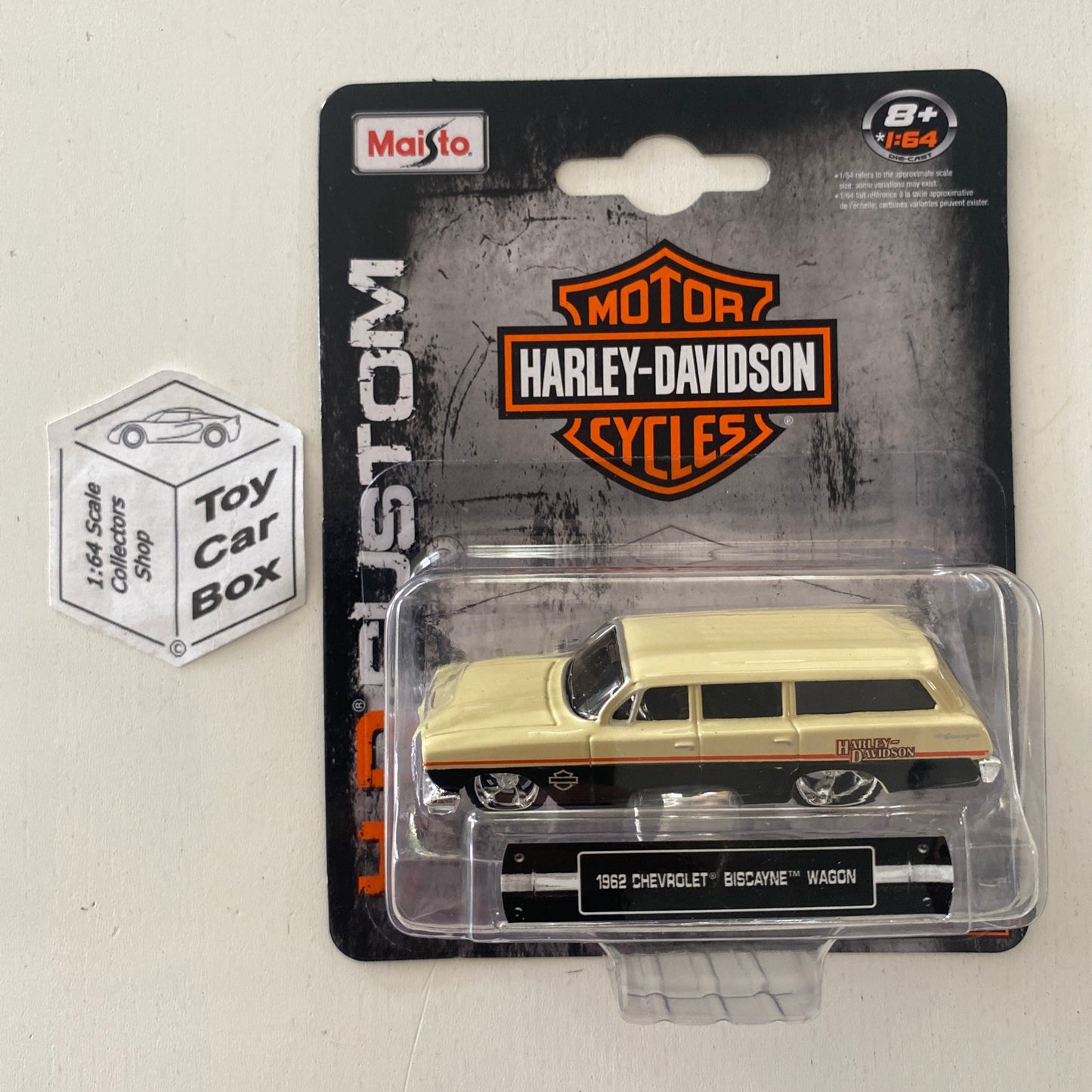 MAISTO 1:64 - 1962 Chevy Biscayne Wagon (Themed: Harley Davidson) H25