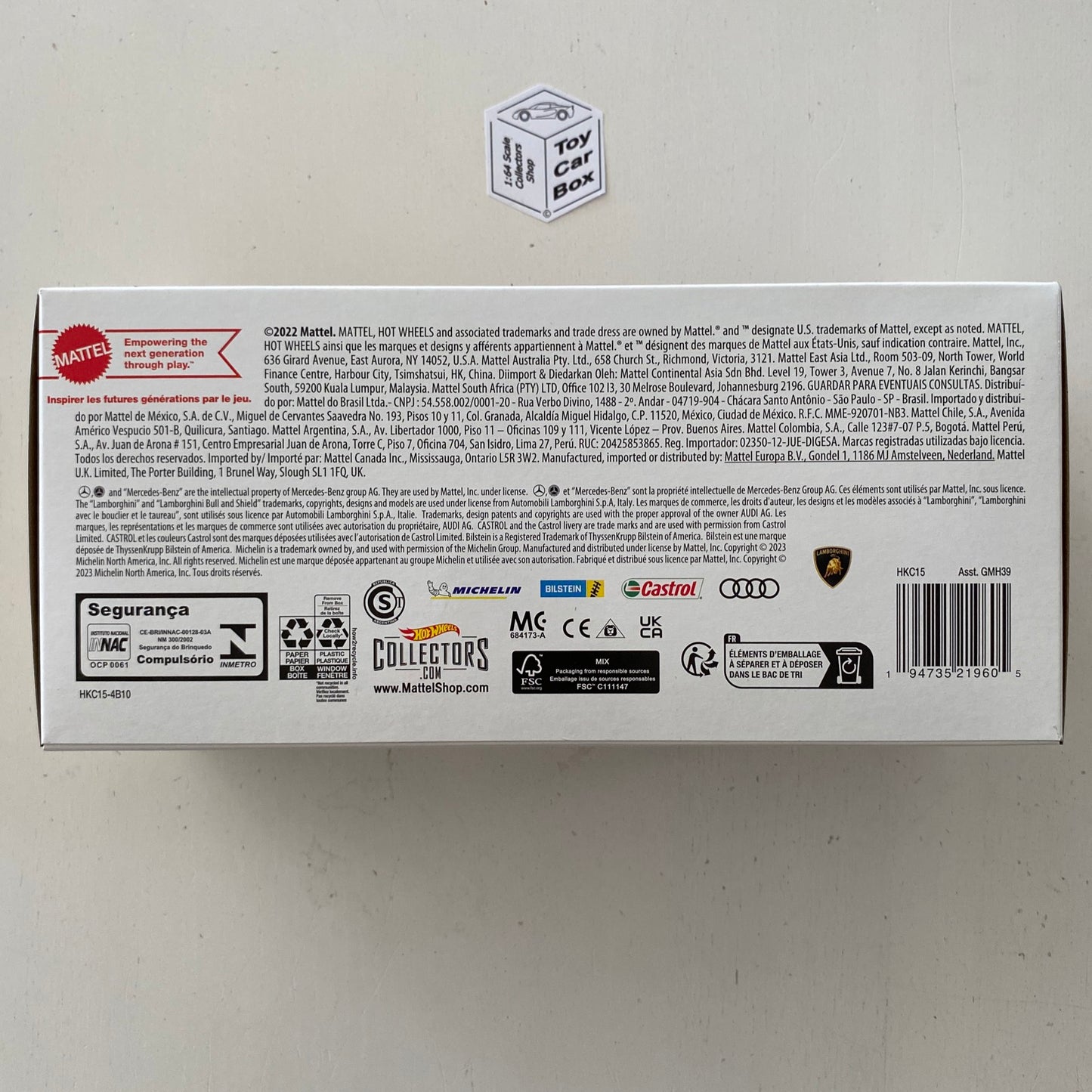 SALE - 2023 HOT WHEELS Premium Track Day Set (Sauber C9, Essenza & Audi & Hauler) CD98