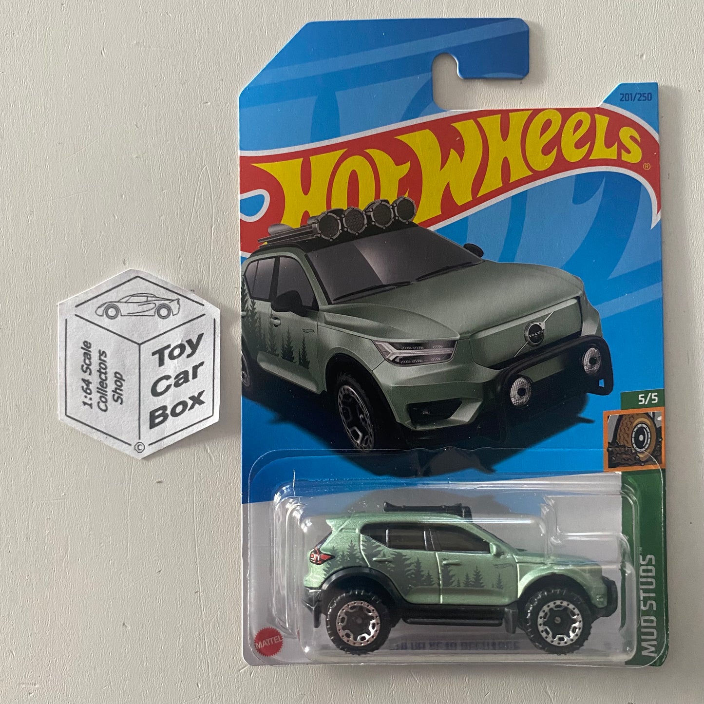 SALE - 2023 HOT WHEELS #201 - Volvo XC40 Recharge (Green - Cracked Blister - Long Card) B00