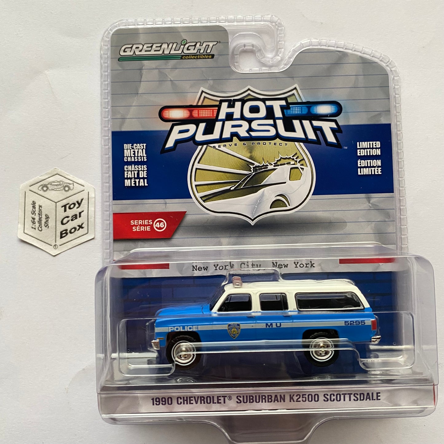 GREENLIGHT - 1990 Chevy Suburban K2500 (New York Police - Hot Pursuit S46) J45g