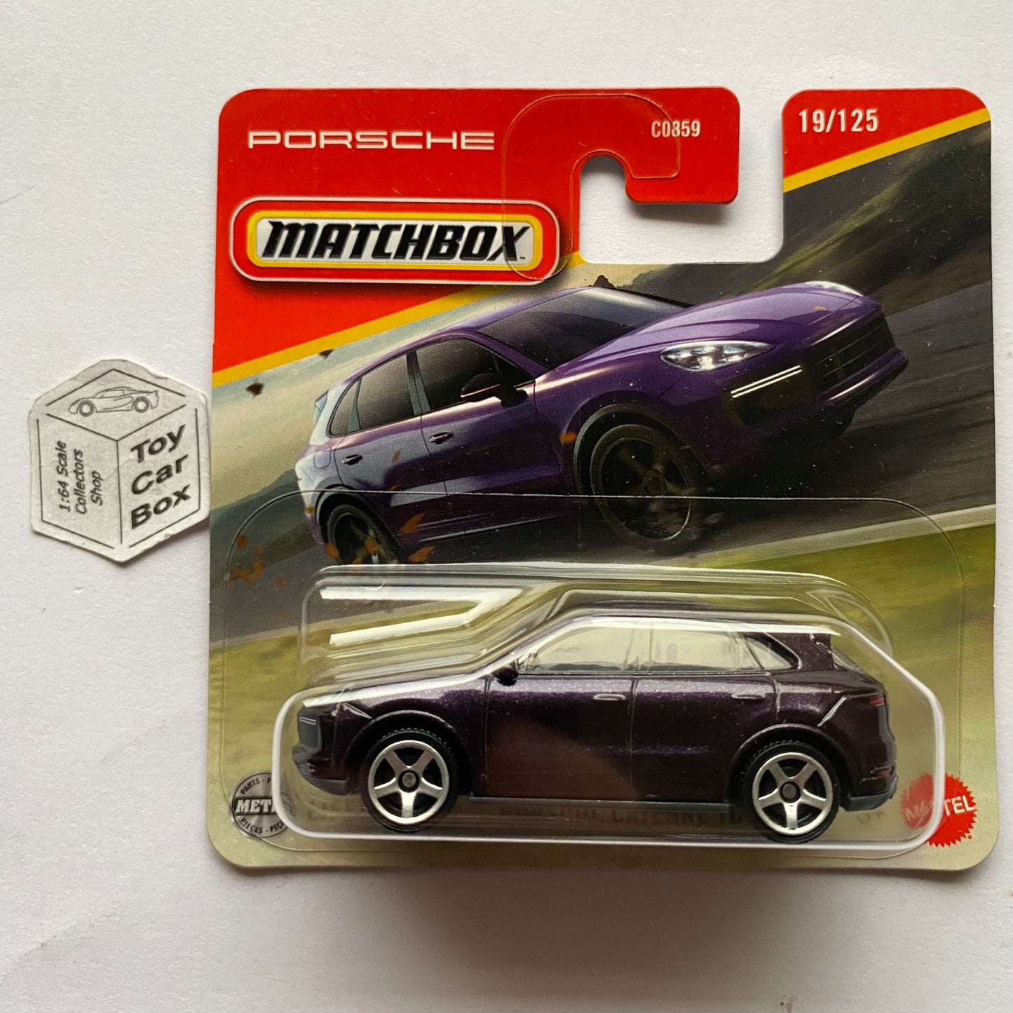 2025 MATCHBOX #19 - Porsche Cayenne Turbo (Purple - Short Card) B21g
