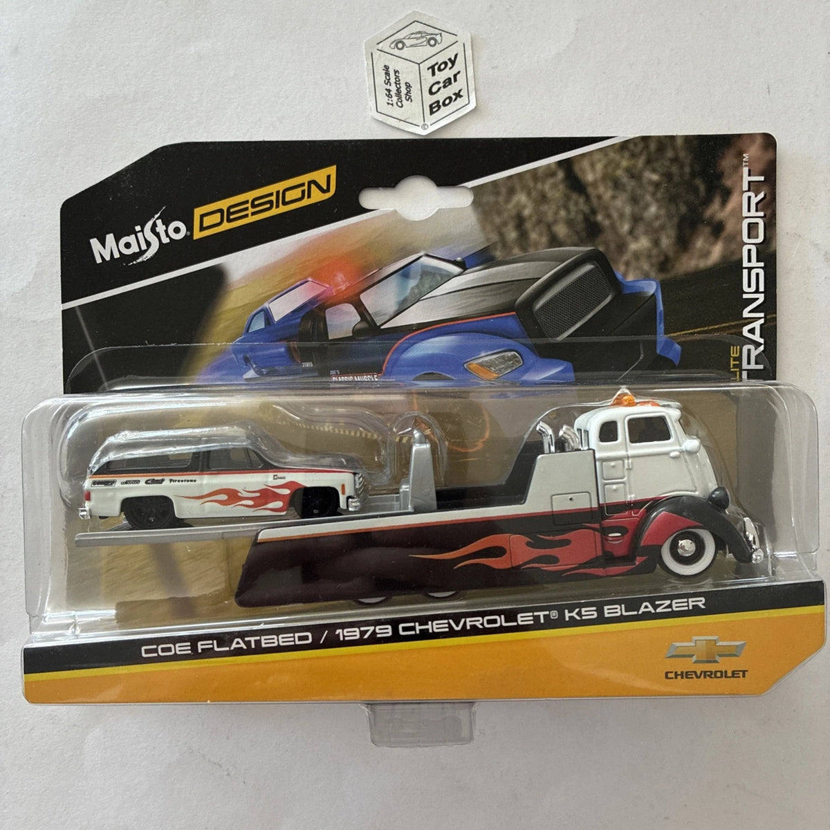 MAISTO 1/64 Transport - 1979 Chevy K5 Blazer & COE Flatbed (White & Black) R98g