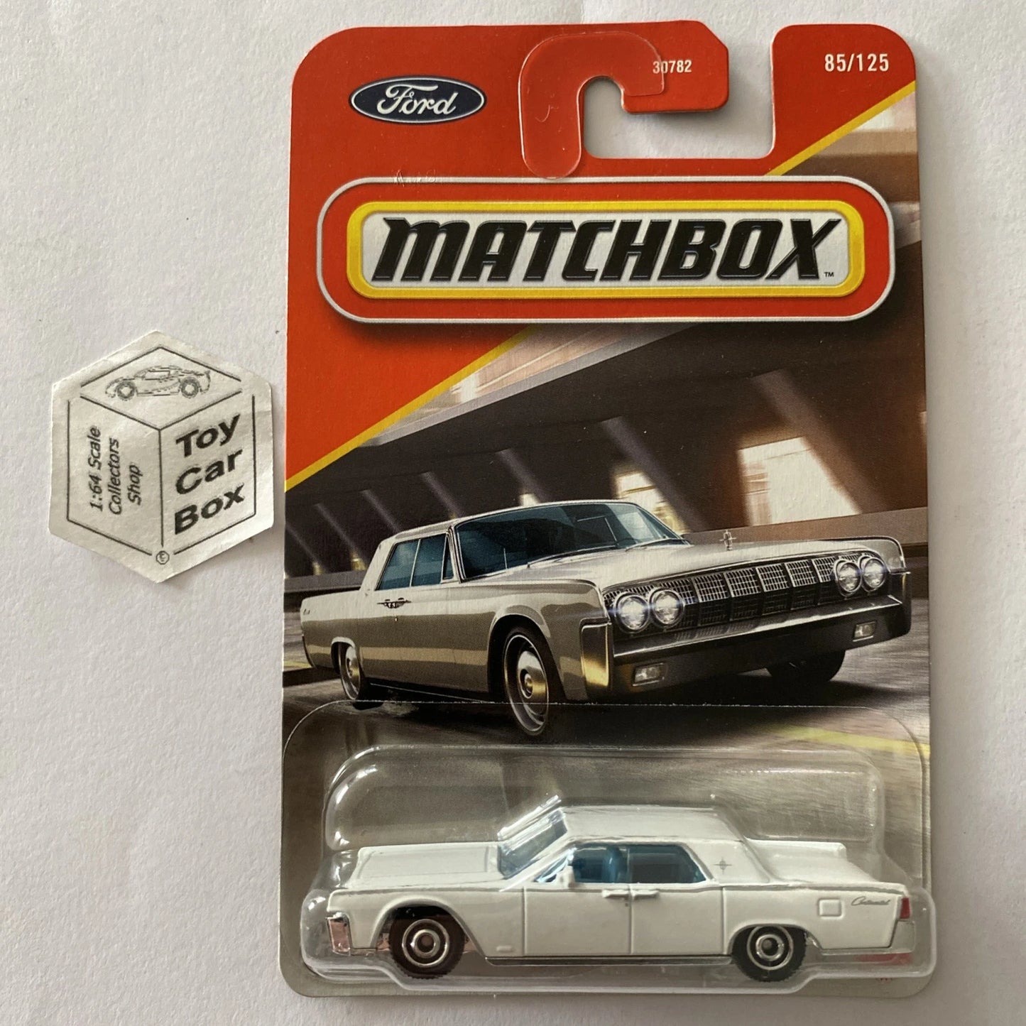 2025 MATCHBOX #85 - 1964 Lincoln Continental (White - Long Card) B64