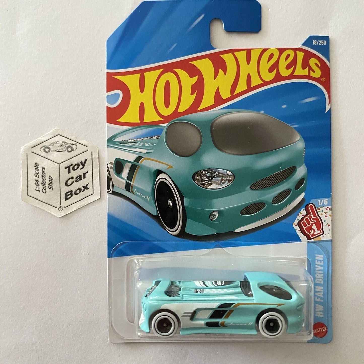 2026 HOT WHEELS #18 - Deora II (Green #1 HW Fan Driver - Long Card) B64