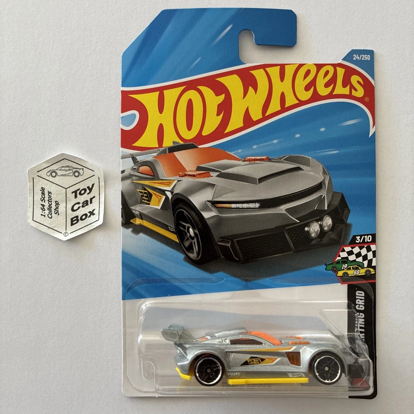 2026 HOT WHEELS #24 - Track Ripper (Grey #3 Starting Grid - Long Card) B64