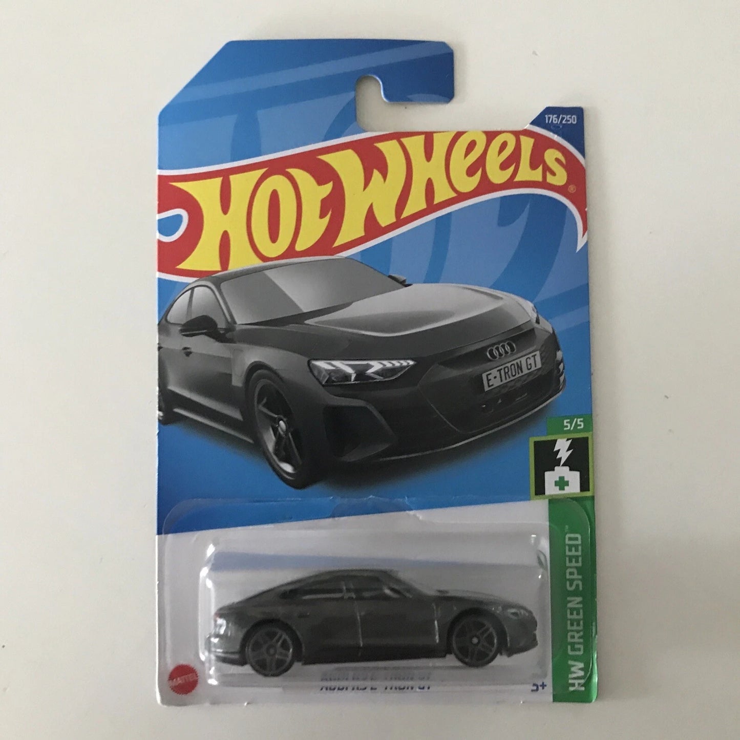 2022 HOT WHEELS #176 - Audi RS E-Tron GT (Grey #5 Green Speed - Long Card) B00