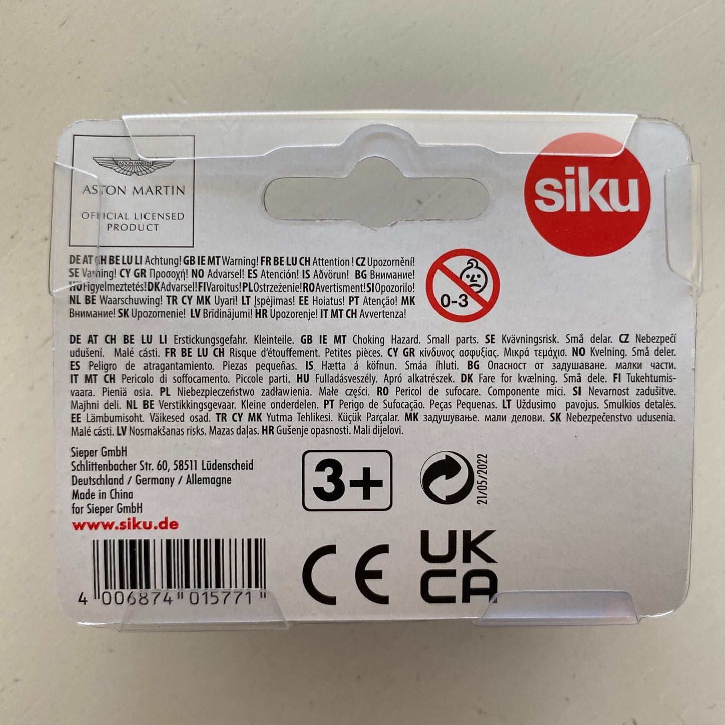 SIKU #1577 - Aston Martin Vantage GT4 (Blue - Approx. 1:56 scale) E50