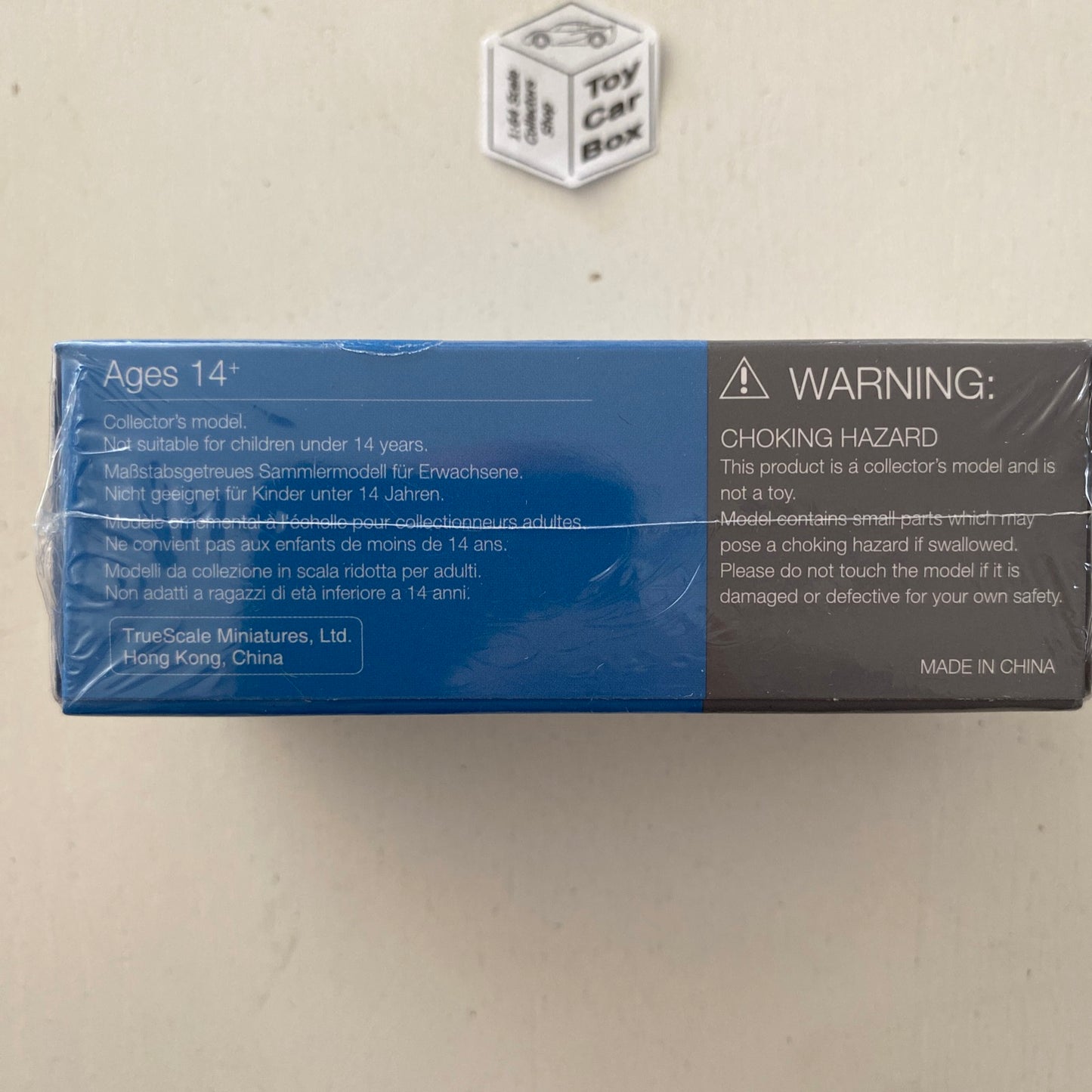 Mini GT #430 - McLaren Artura (Volcano Blue - 1/64 Scale Boxed) N07g