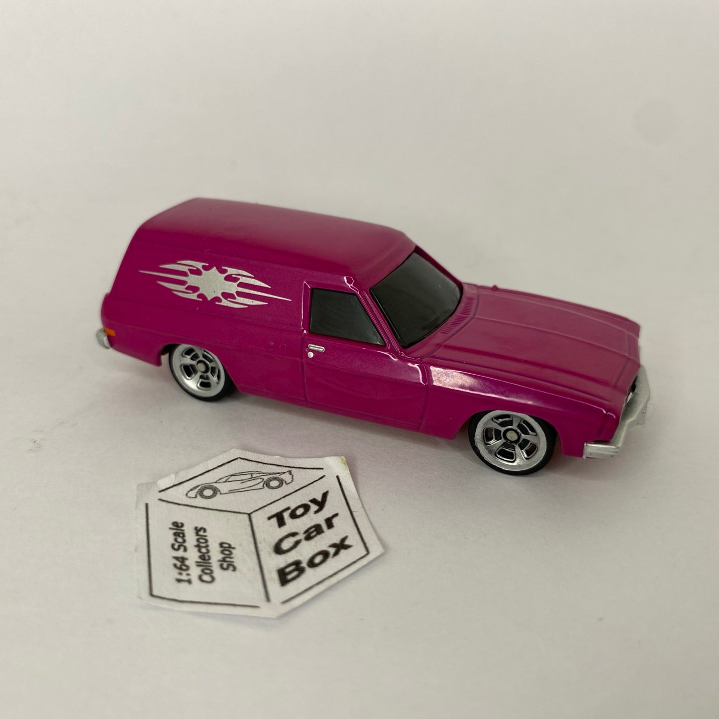 OZ WHEELS Loose - Holden HQ Sandman (Hot Pink - 1:64 Red Bellies) F33