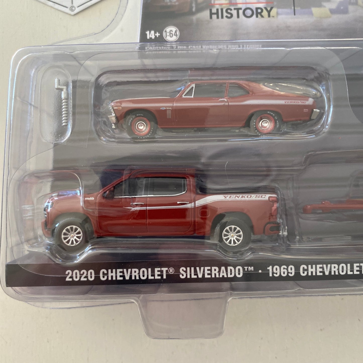 GREENLIGHT - Chevy Silverado & Nova Yenko (Counting Cars - Hollywood Hitch & Tow) CZ75