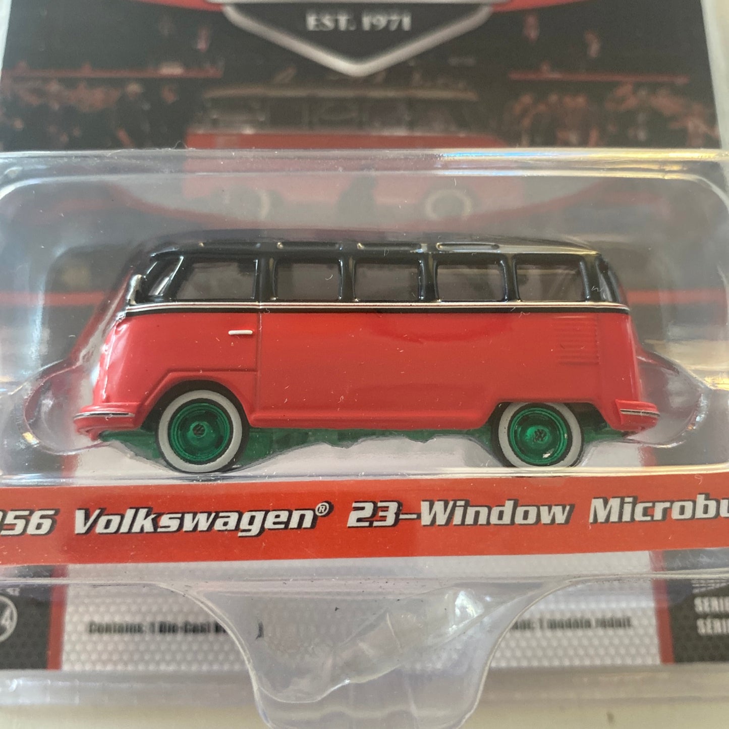 GREENLIGHT - 1956 Volkswagen 23 Window Microbus (Chase - Barrett Jackson Series 12) J37g