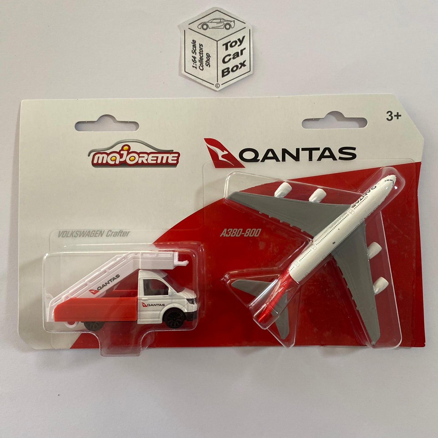 MAJORETTE Qantas - VW Crafter & Airbus A380-800 (1:64 Vehicle & Plane Set) L64