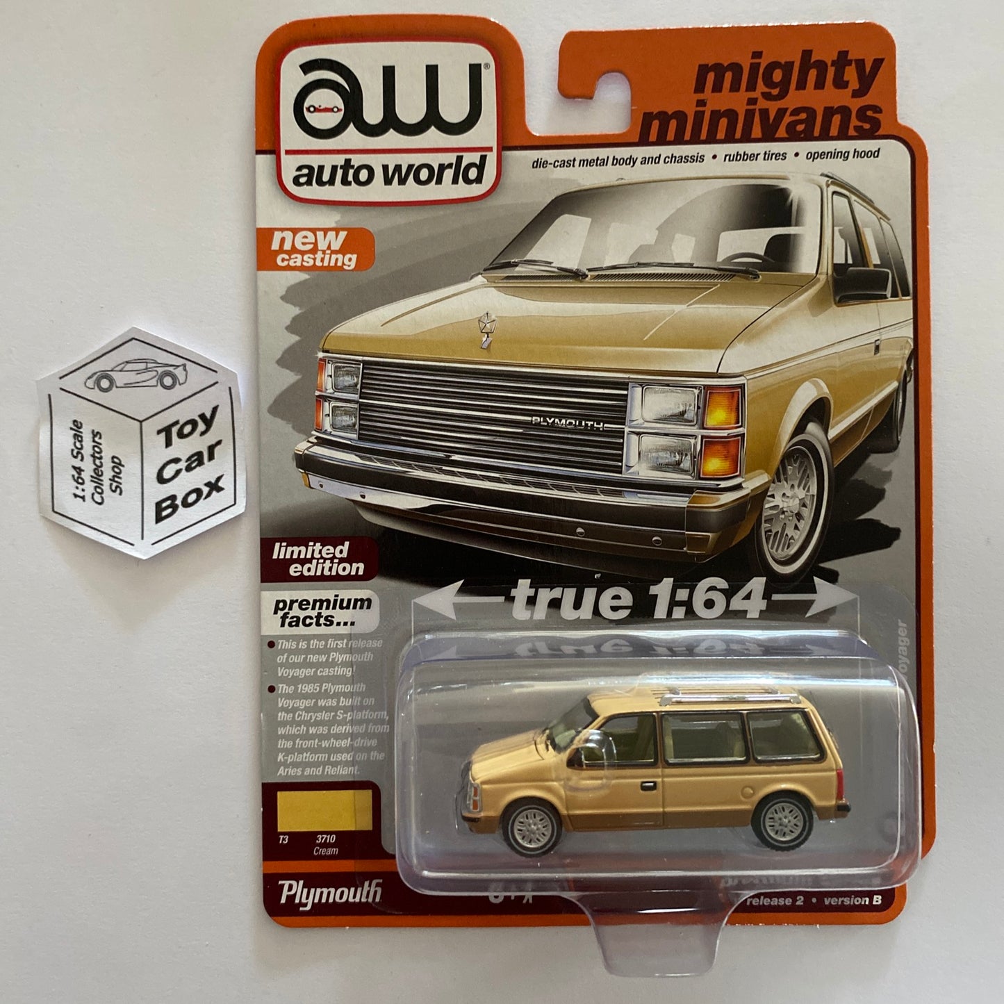 2023 WORLD - 1985 Plymouth Voyager (Cream - Release 2B) M15
