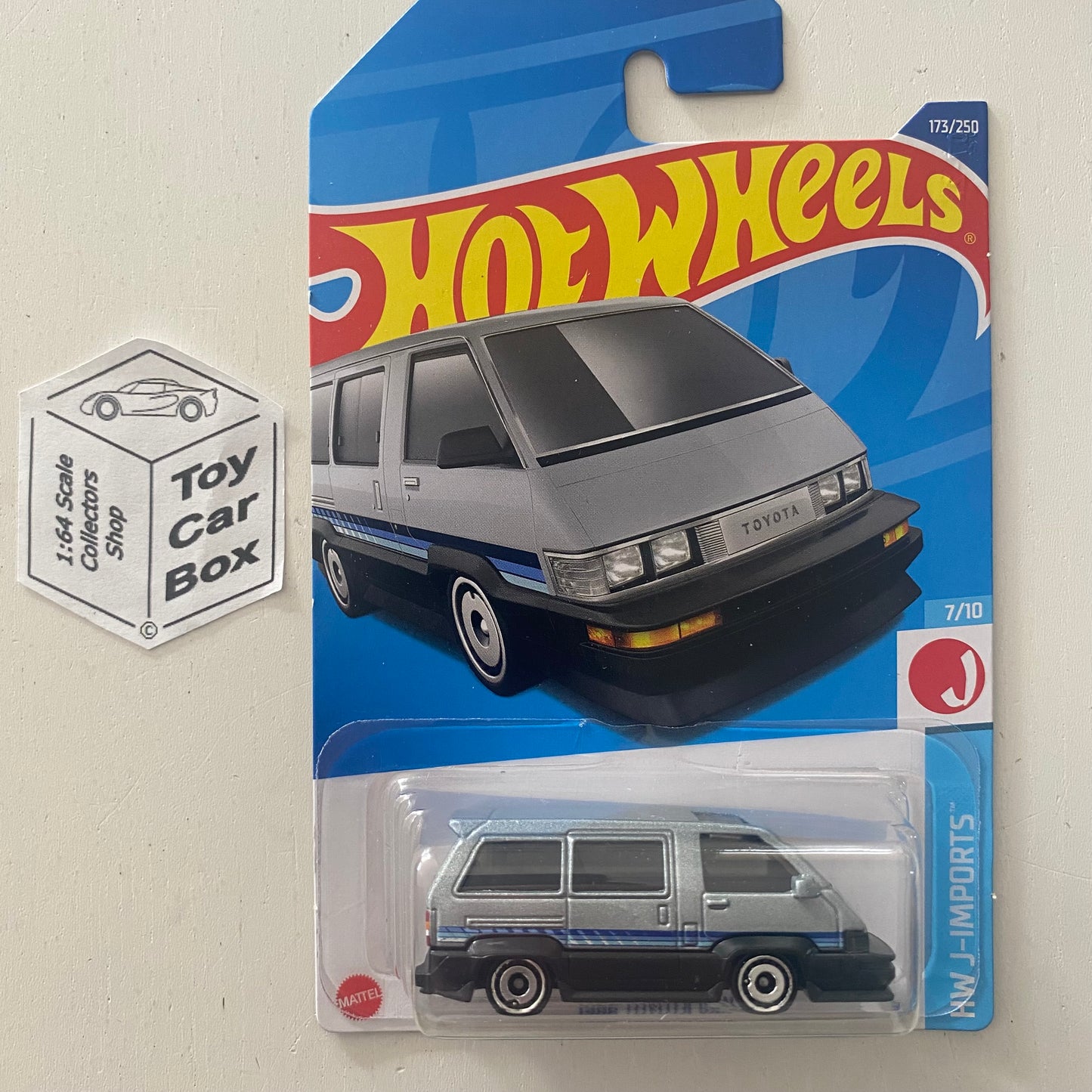 2022 HOT WHEELS #173 - 1986 Toyota Van (Silver #7 J-Imports - Long Card) B00