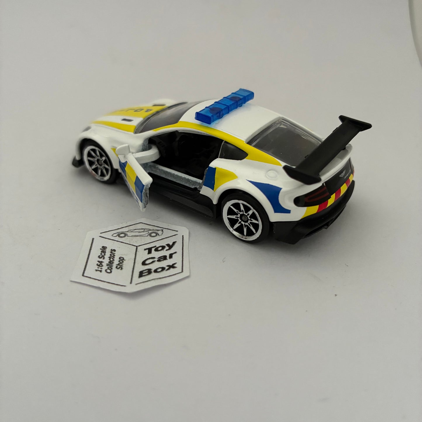 MAJORETTE Loose - Aston Martin Vantage GT8 (Police Car #229D - 1/60*) D99