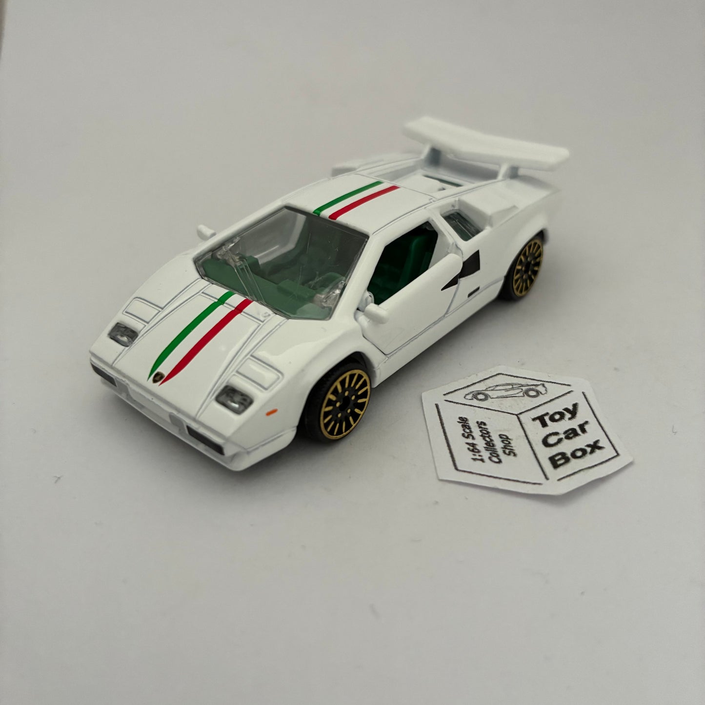 MAJORETTE Loose - Lamborghini Countach (White #237 - 1/56* - Opening Doors) E28