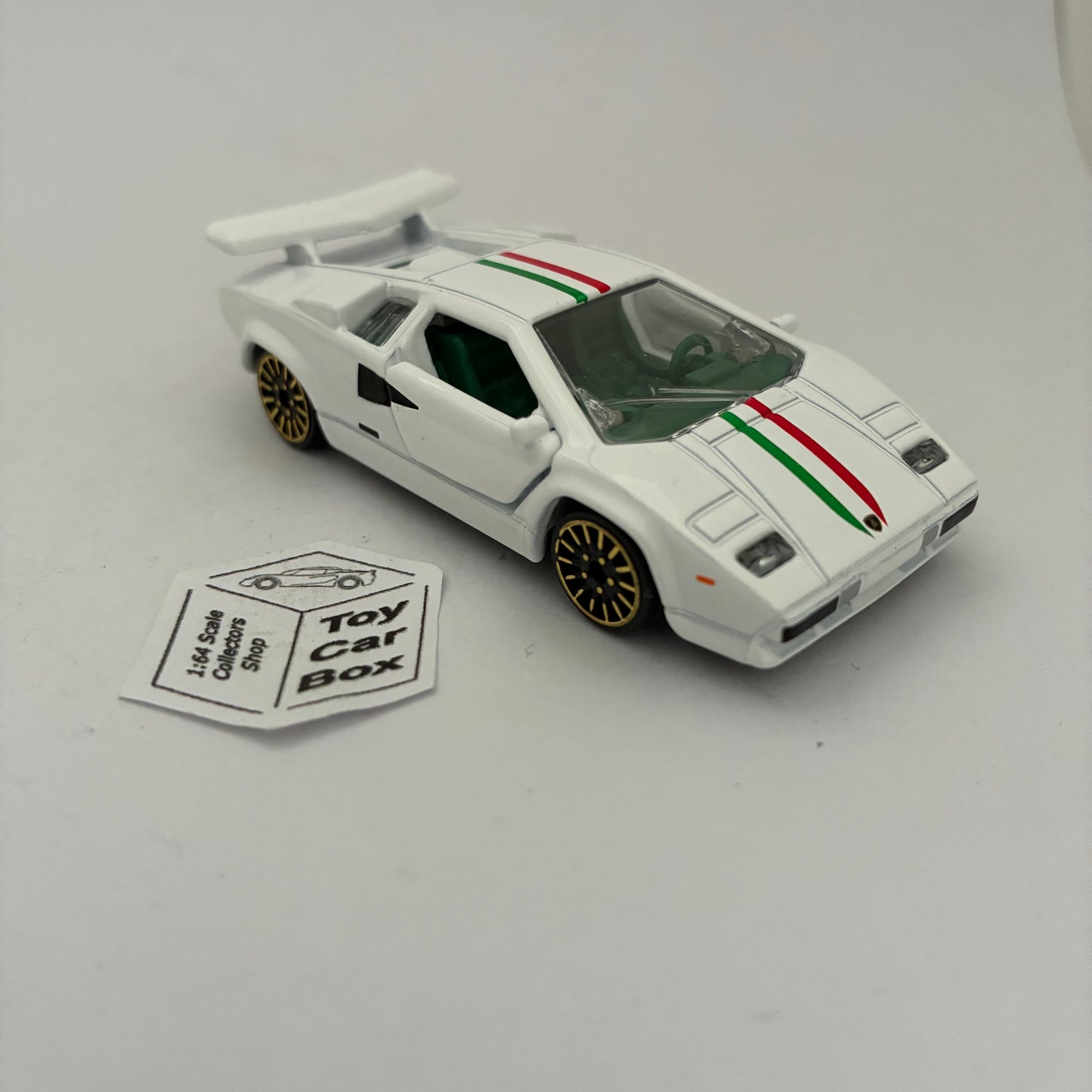 MAJORETTE Loose - Lamborghini Countach (White #237 - 1/56* - Opening Doors) E28