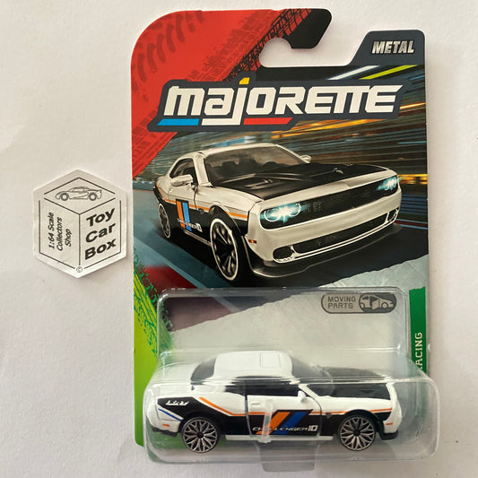 MAJORETTE Dodge Challenger SRT Hellcat (Racing Cars - Opening Doors) 1/64* - E38