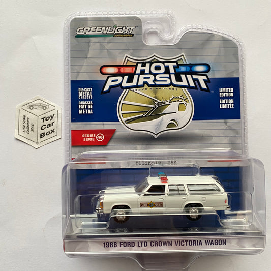 REENLIGHT - ‘88 Ford LTD Crown Vic Wagon (Illinois Police -Hot Pursuit 46) J45g
