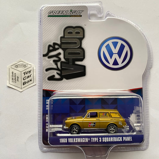 GREENLIGHT - 1969 Volkswagen Type 3 Squareback Panel (Club V-Dub Series 19) J45g