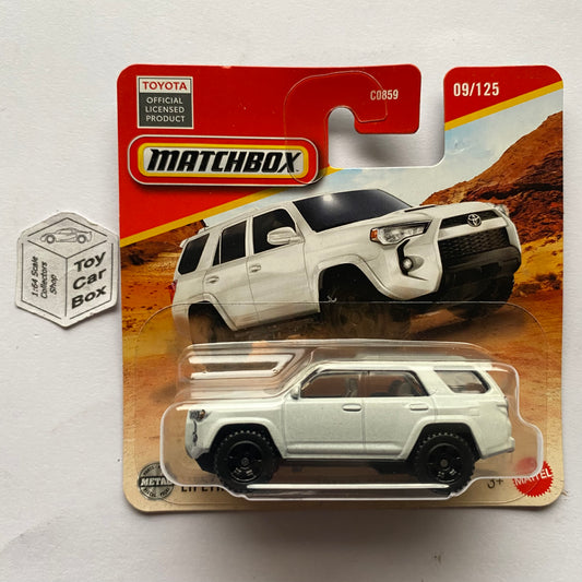 2025 MATCHBOX #9 - Toyota 4runner (White - Short Card) B21g