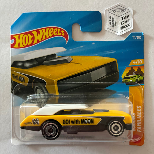 2026 HOT WHEELS #111 - Long Bloc (Yellow #4 Wagons - Short Card) B46g