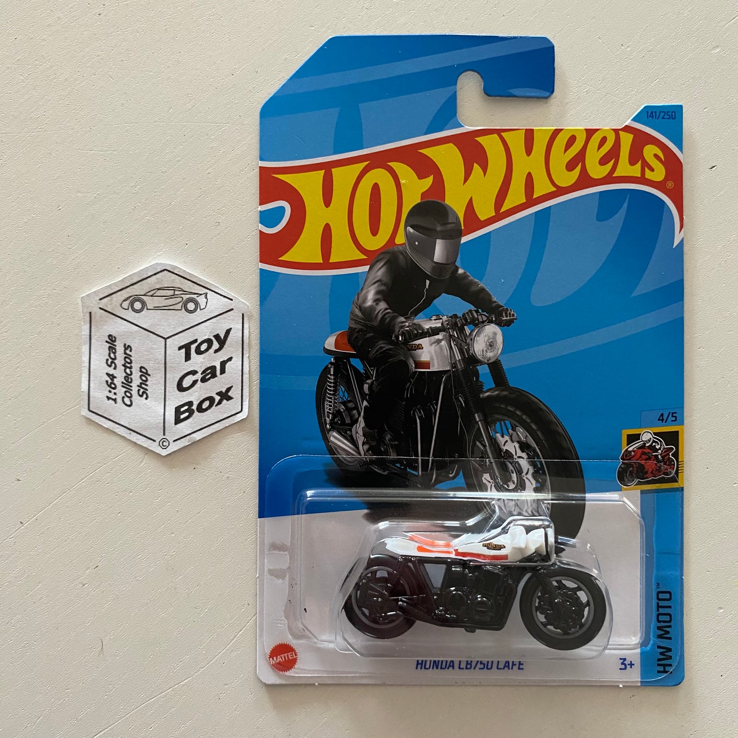 2023 HOT WHEELS #141 - Honda CB750 Cafe Motorbike (White #4 Moto- Long Card) B64
