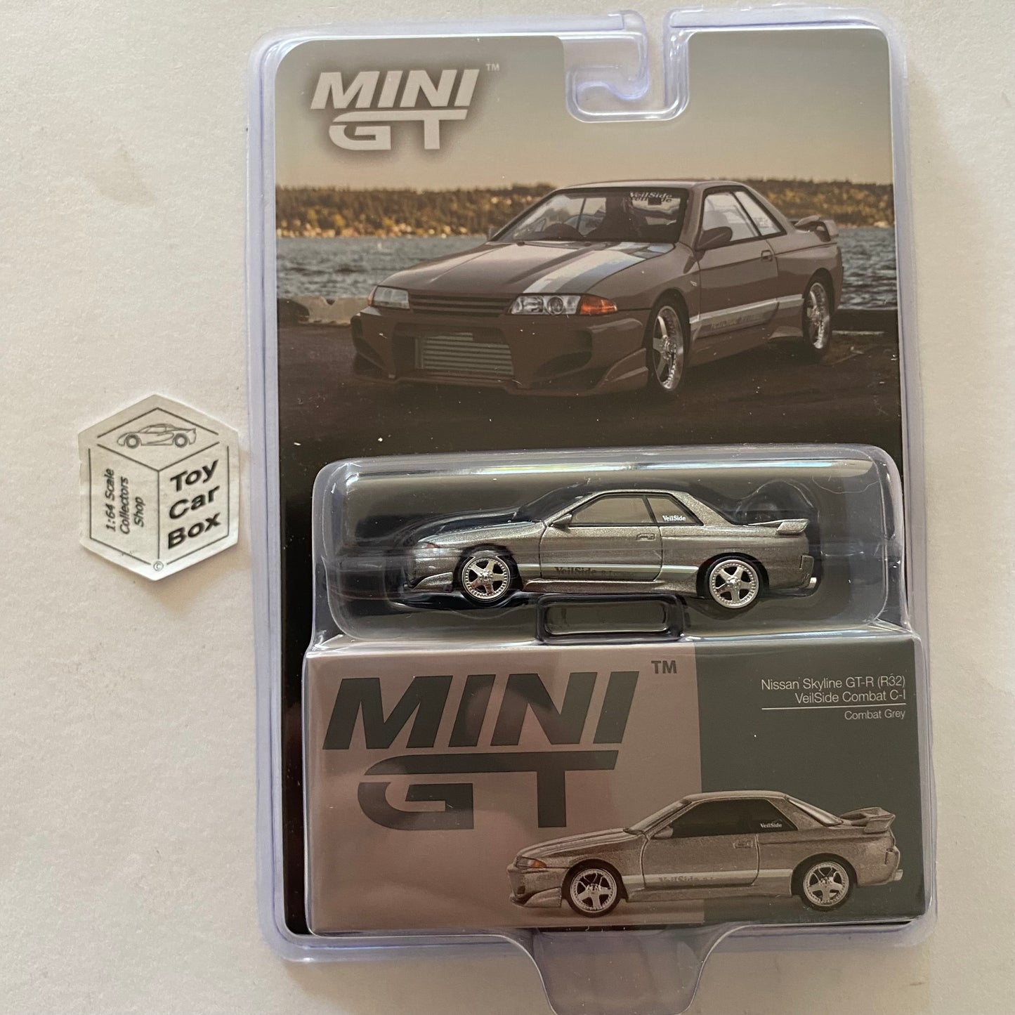 Mini GT #971 - Nissan Skyline GT-R R32 VeilSide Combat C-I (Grey - 1/64) N38
