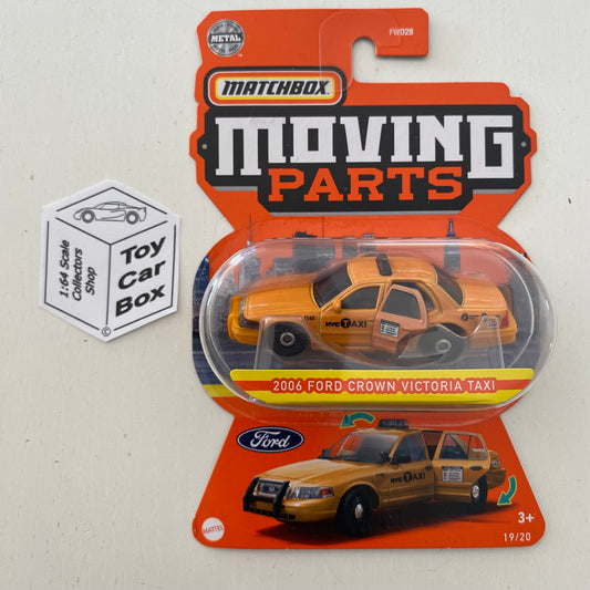 2021 MATCHBOX Moving Parts #19 - 2006 Ford Crown Victoria (Yellow NYC Taxi) E99