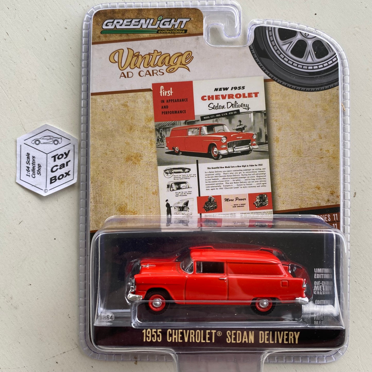 GREENLIGHT - 1955 Chevy Sedan Delivery (Red - Vintage Ad Cars Series 11) I80g