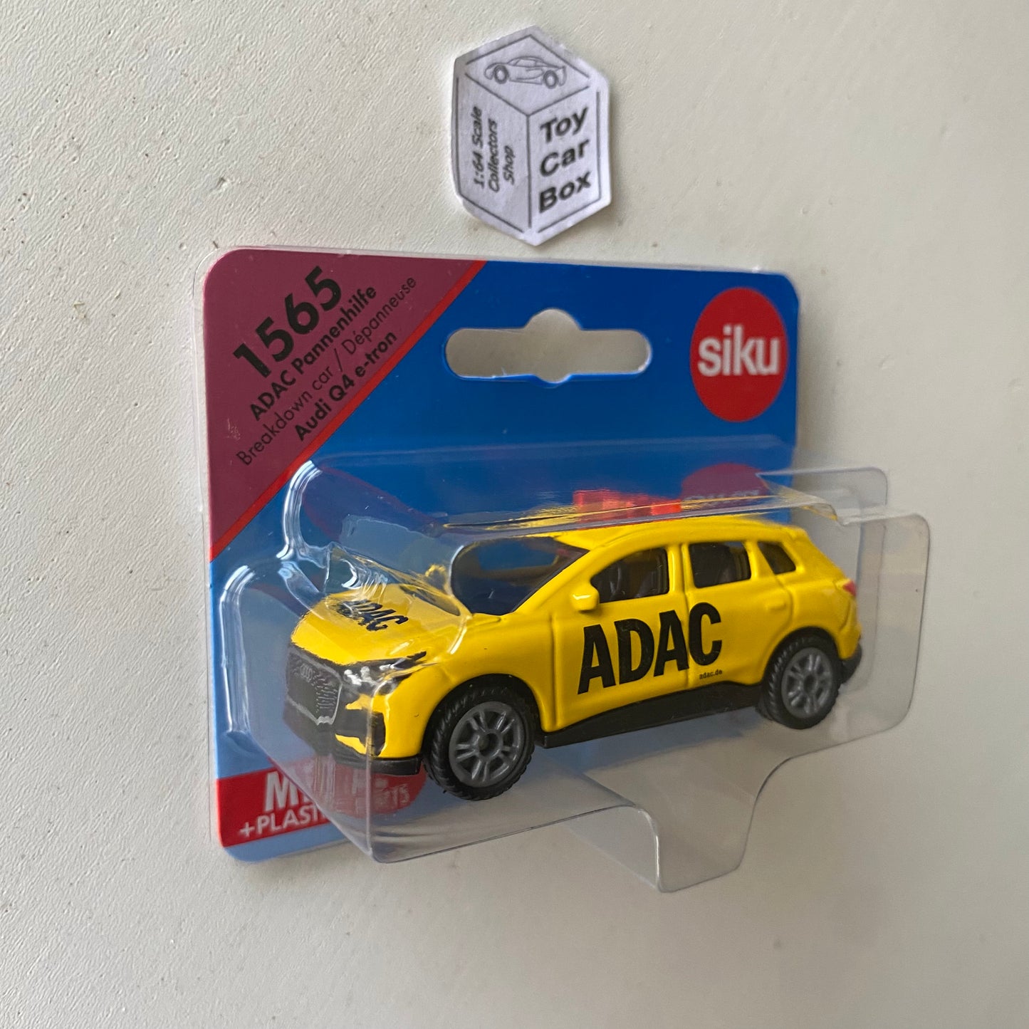 SIKU #1567 - Audi Q4 E-Tron (ADAC Roadside Assistance - Approx. 1:60 scale) E50