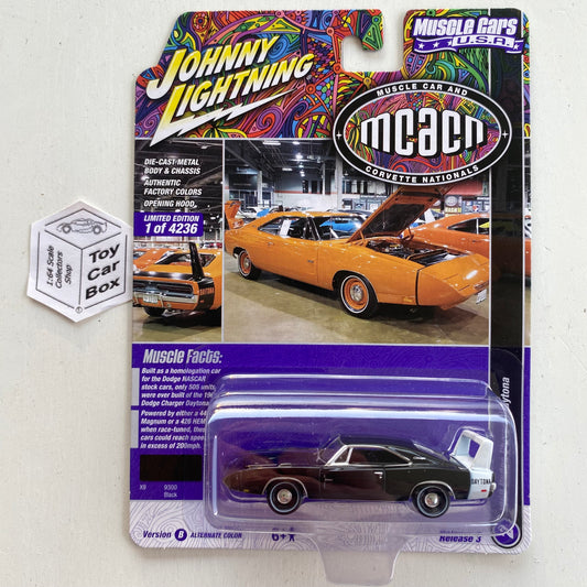 2022 JOHNNY LIGHTNING - 1969 Dodge Charger Daytona (Black - Muscle Cars 3B) M15