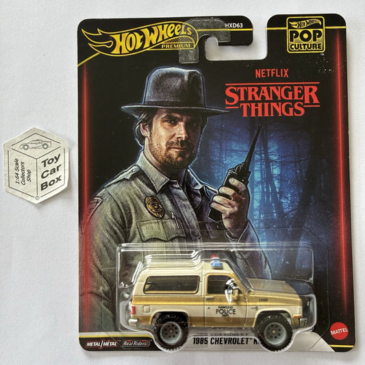 2026 HOT WHEELS Pop Culture - 1985 Chevy K5 Blazer (Stranger Things Hawkin) H00g