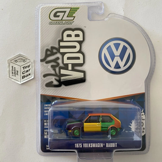 GREENLIGHT - 1975 Volkswagen Rabbit (CHASE Harlequin - Club V-Dub S 21) J38g