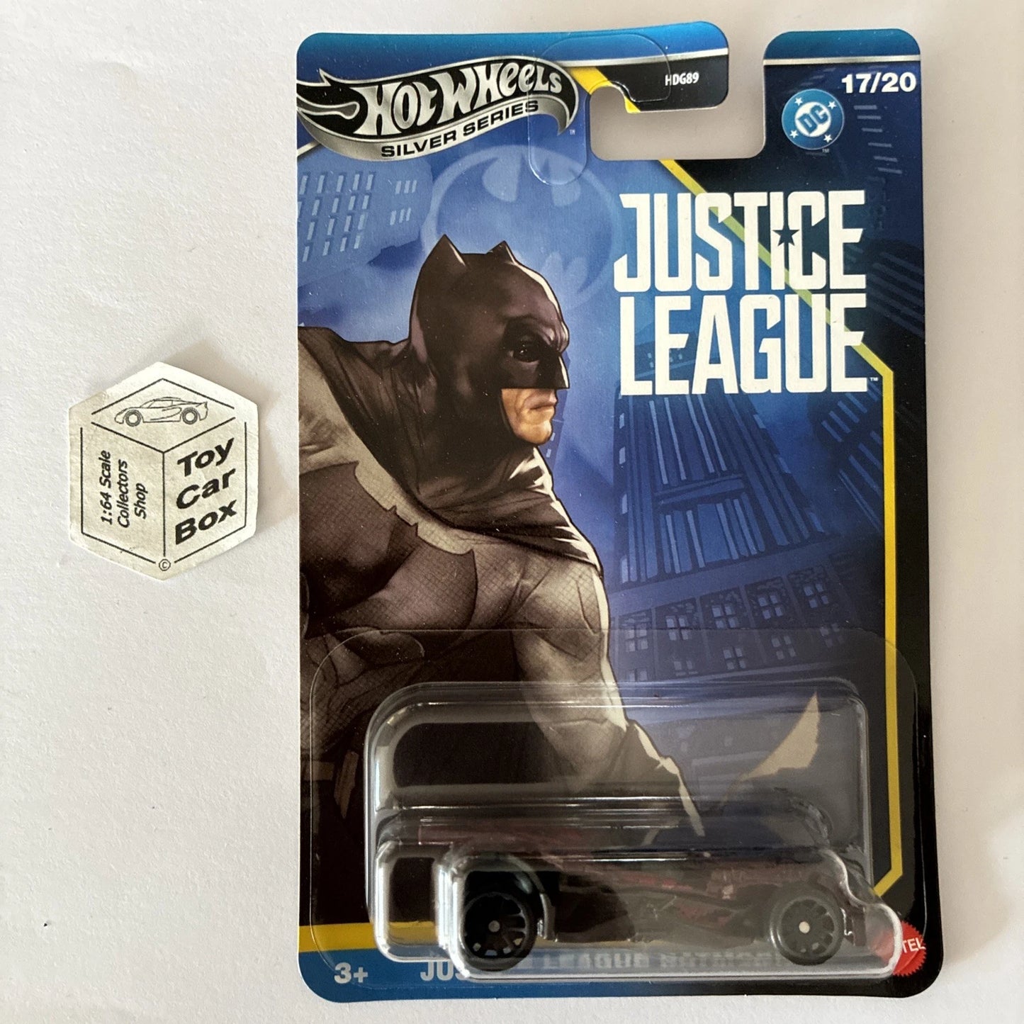 2025 HOT WHEELS Batman #17 - Justice League Batmobile (Silver Series HDG89) C15g