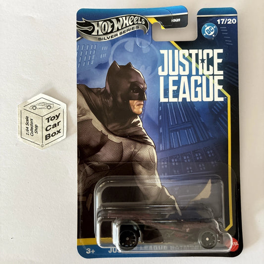 2025 HOT WHEELS Batman #17 - Justice League Batmobile (Silver Series HDG89) C15g