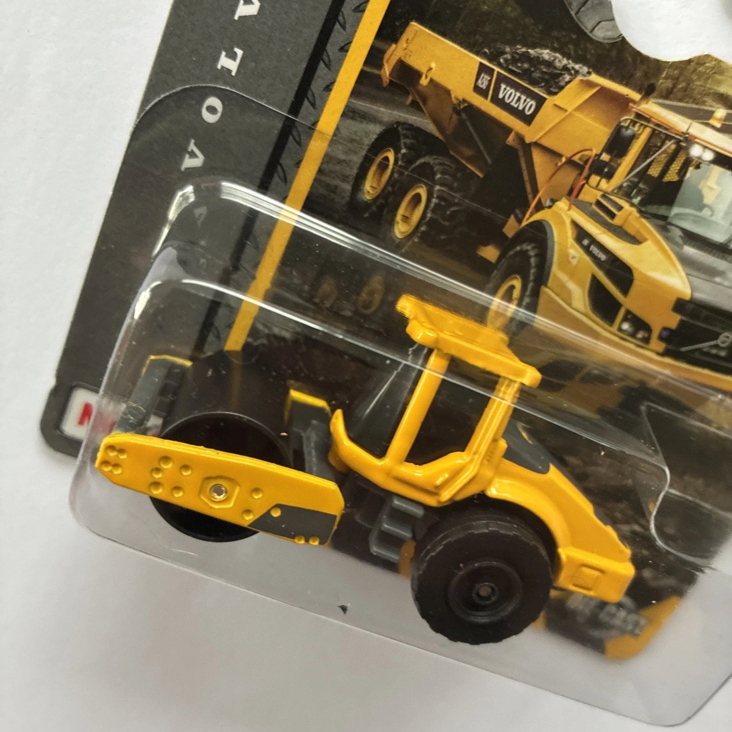 MAISTO Mini Work Machines - Volvo SD160B Road Roller (Construction) A54
