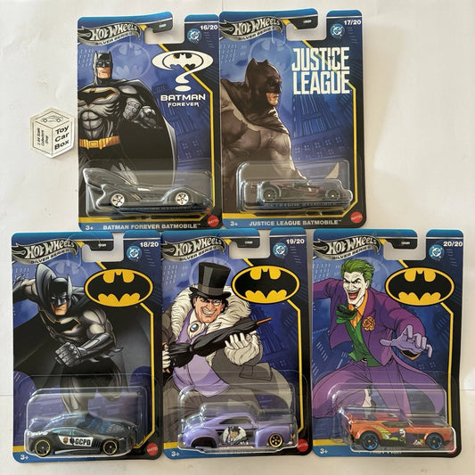 2025 HOT WHEELS - Batman Batmobile 5 Car Set (No. 17 - 20 - HDG89-979R) O75g