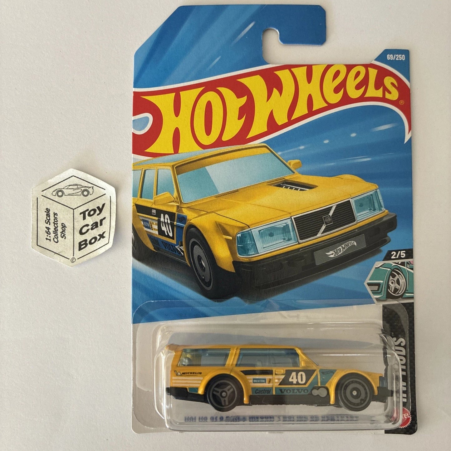 2026 HOT WHEELS #69 - Volvo 240 Drift Wagon (Yellow #2 HW Mods - Long Card) A44
