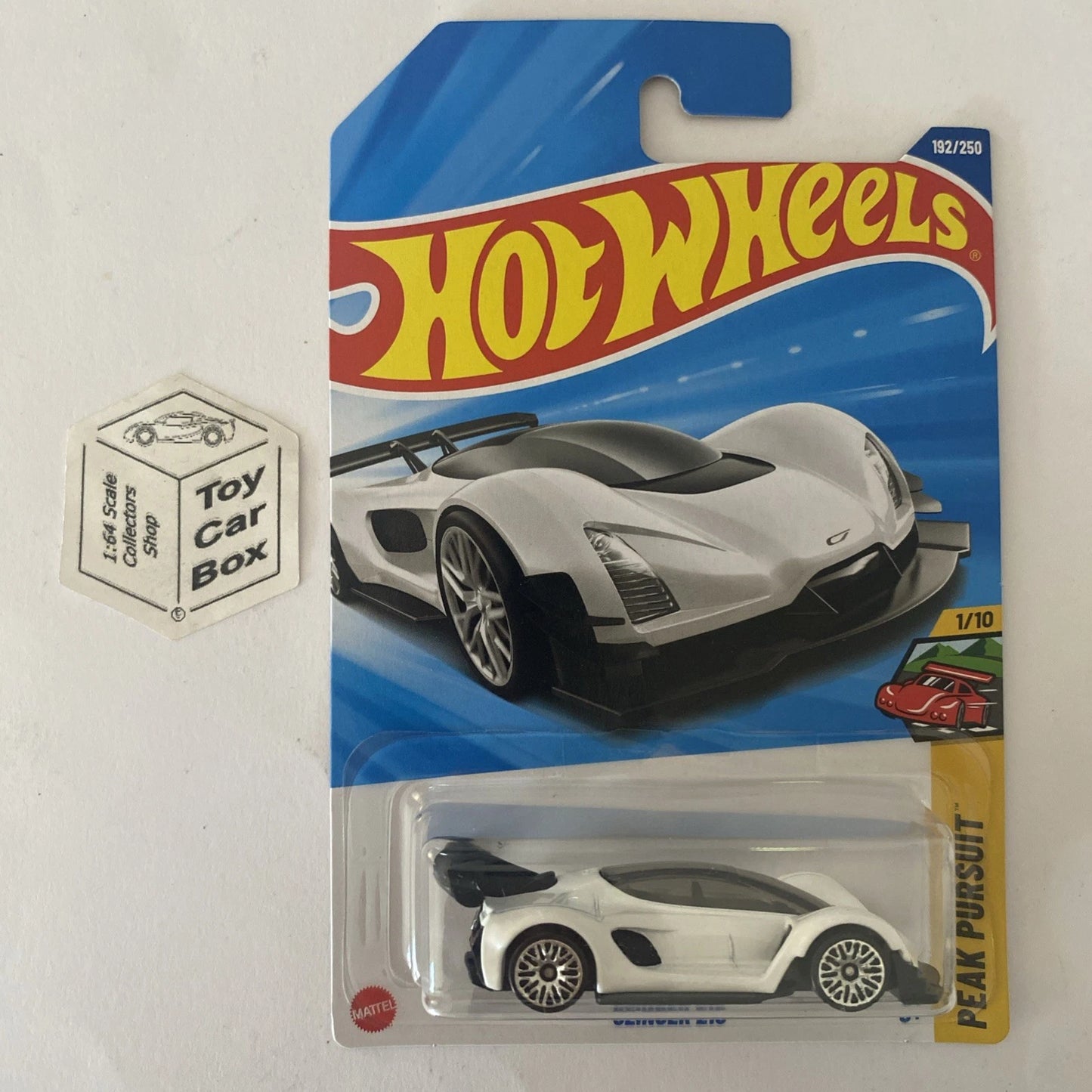 2025 HOT WHEELS #192 - Czinger 21C (White #1 Peak Pursuit - Long Card) A44