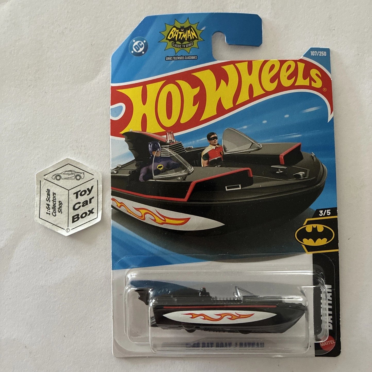 2026 HOT WHEELS #107 - 1966 Bat Boat (Black #3 Batman - Long Card) B00