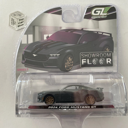 GREENLIGHT - 2024 Ford Mustang GT (Grey - Showroom Floor Series 7) J95