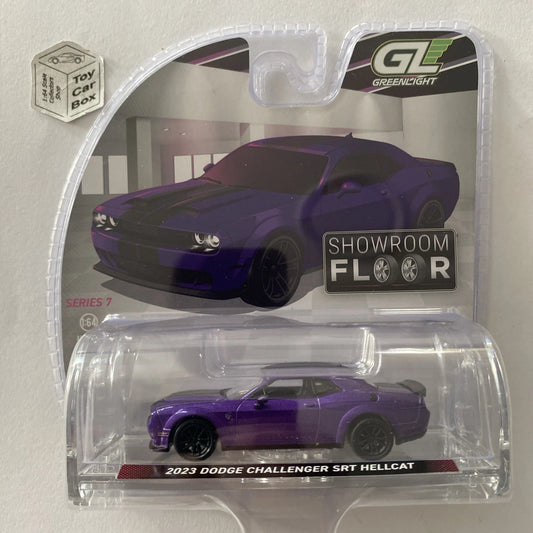 GREENLIGHT - 2023 Dodge Challenger Hellcat (Purple- Showroom Floor Series 7) J95