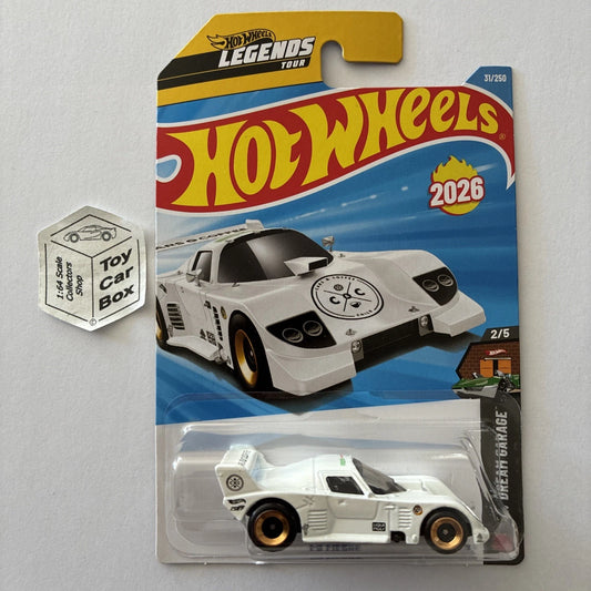 2026 HOT WHEELS #31 - La Liebre (White #2 Dream Garage - Long Card) B64