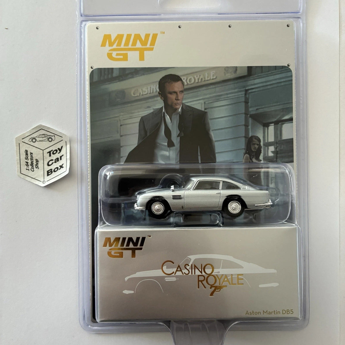 MINI GT - Aston Martin DB5 (James Bond 007 - Casino Royale #909-E - English) N5g