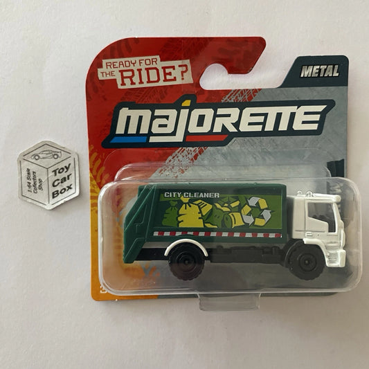 MAJORETTE Iveco EuroCargo (Garbage Truck 1:64* Street Cars - Green ‘City’) B74