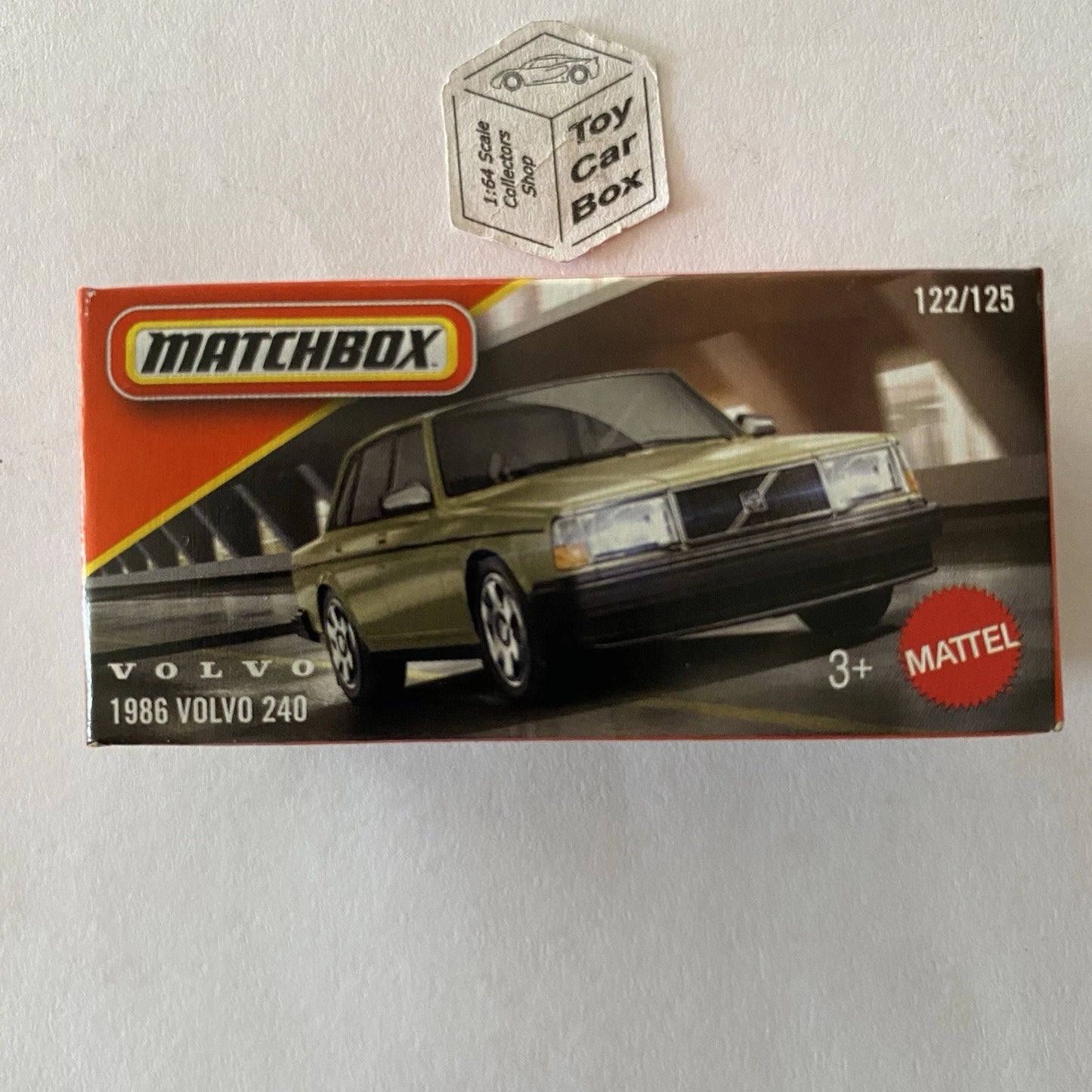 2025 MATCHBOX #122 - 1986 Volvo 240 (Beige - Power Grab) C50