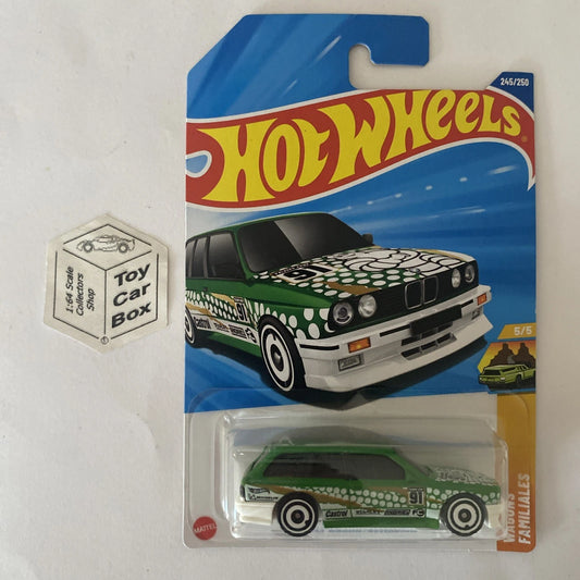 2025 HOT WHEELS #245 - BMW M3 Wagon (Green #5 Wagons - Long Card) A44