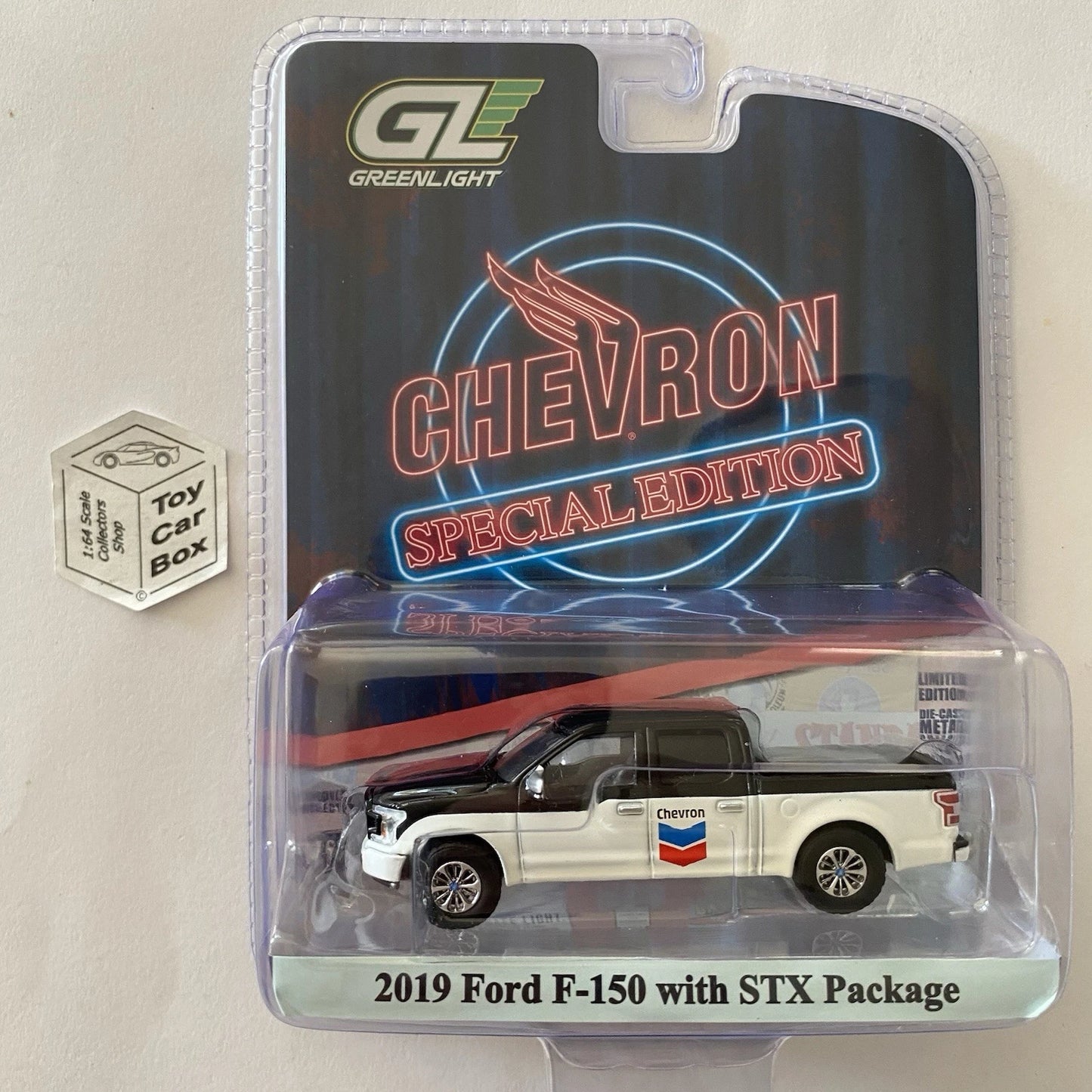 GREENLIGHT - 2019 Ford F-150 with STX Package (Chevron - Special Edition) J38g
