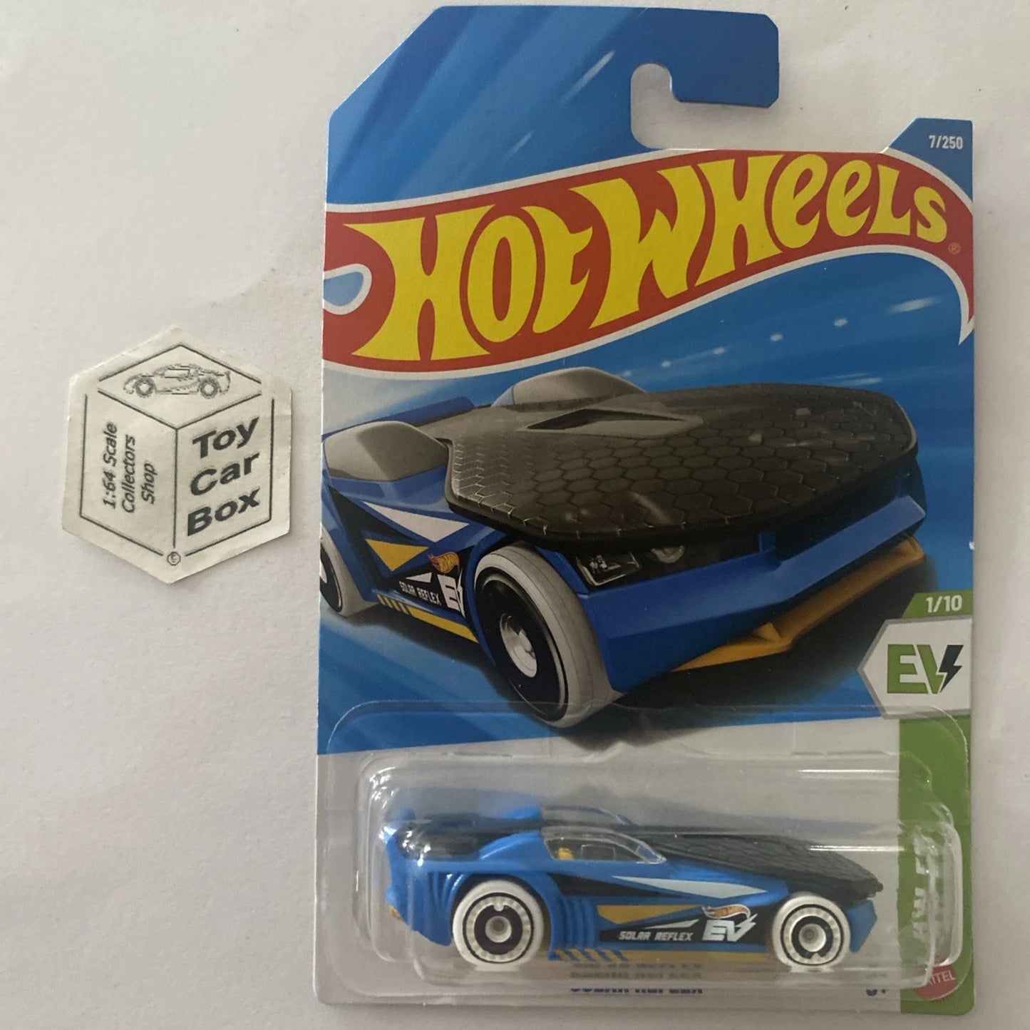 2026 HOT WHEELS #7 - Solar Reflex (Blue #1 HW EV - Long Card) B64